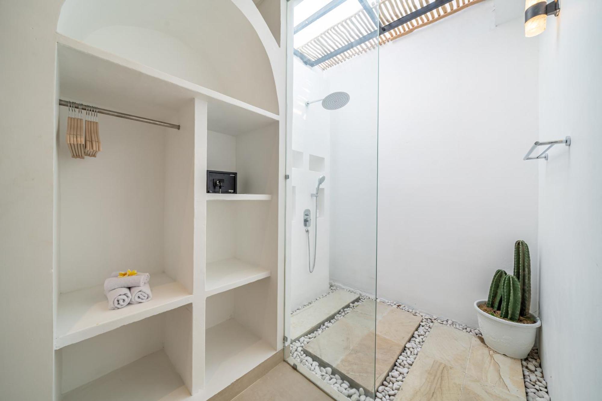 Modern 2br In Bingin V2